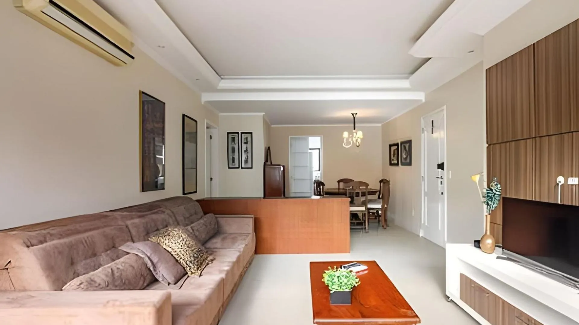 Apto Grande Na Regiao Central De Florianopolis. Apartamento